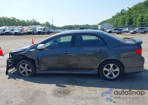 2013 Toyota Corolla S z USA, uszkodzony, nr VIN 2T1BU4EEXDC035083